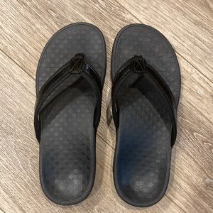 Vionic Tide II sandal